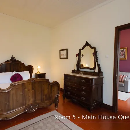 Solar De Lalem Bed & Breakfast 4*