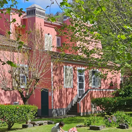 Solar De Lalém Bed & Breakfast