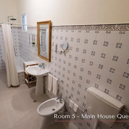 Bed and Breakfast Solar De Lalem Maia (Sao Miguel)