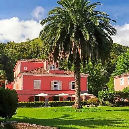 Solar De Lalém Bed and breakfast 4*
