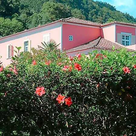 Bed and breakfast Solar De Lalém 4*