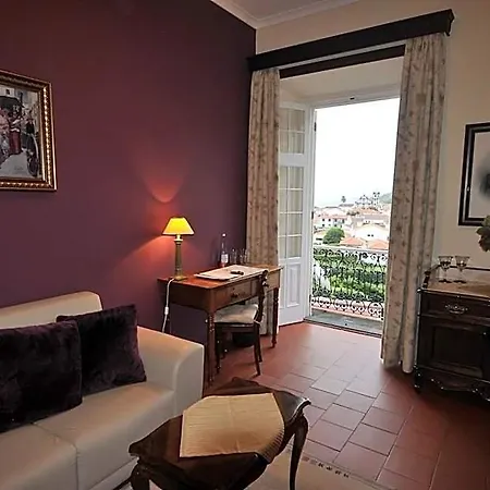 Bed and breakfast Solar De Lalém