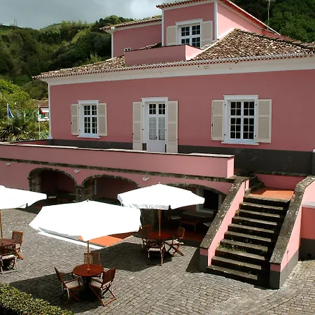 Solar De Lalém Bed and breakfast Maia (Sao Miguel)