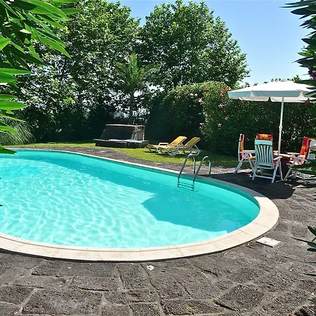 Solar De Lalém Bed and breakfast Maia (Sao Miguel)