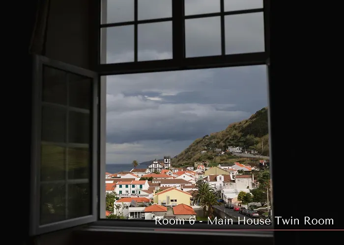 Solar De Lalem Frühstückspension Maia (Sao Miguel)