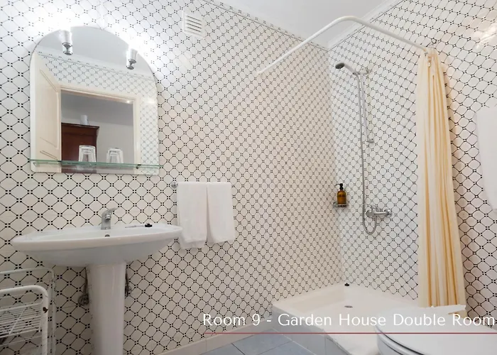 Couette-café Solar De Lalem 4*