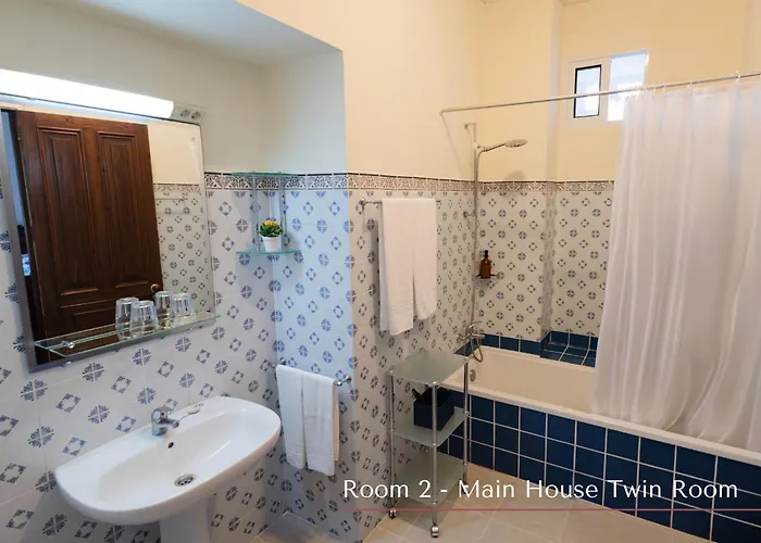 Couette-café Solar De Lalem 4*